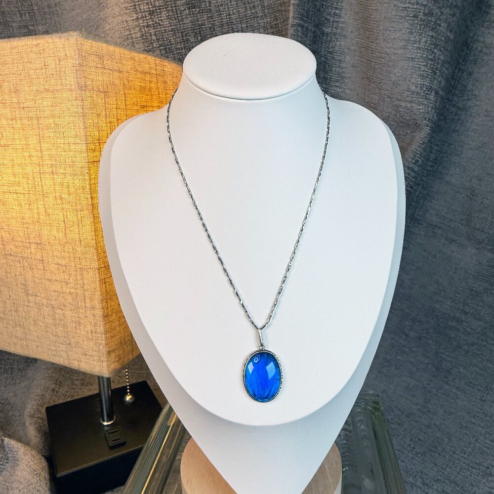 Thomas L. Mott Sterling Blue Morpho Butterfly Wing Pendant on 16″ Bar Link Chain